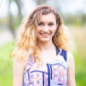 Meet your Posher, Nicole